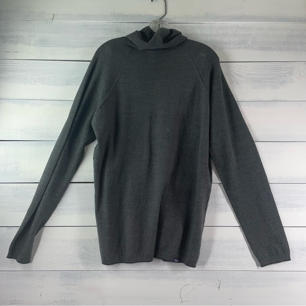 Patagonia Women’s Hoodie Large Grey